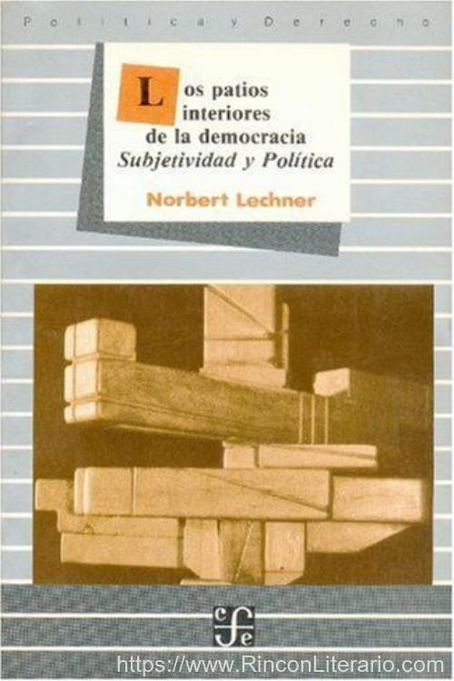 Los patios interiores de la democracia